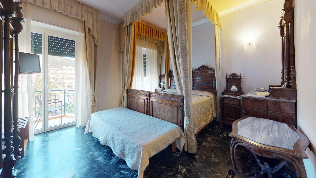 Zunino Hotel