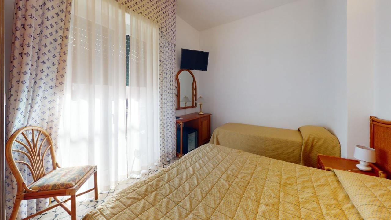 Zunino Hotel